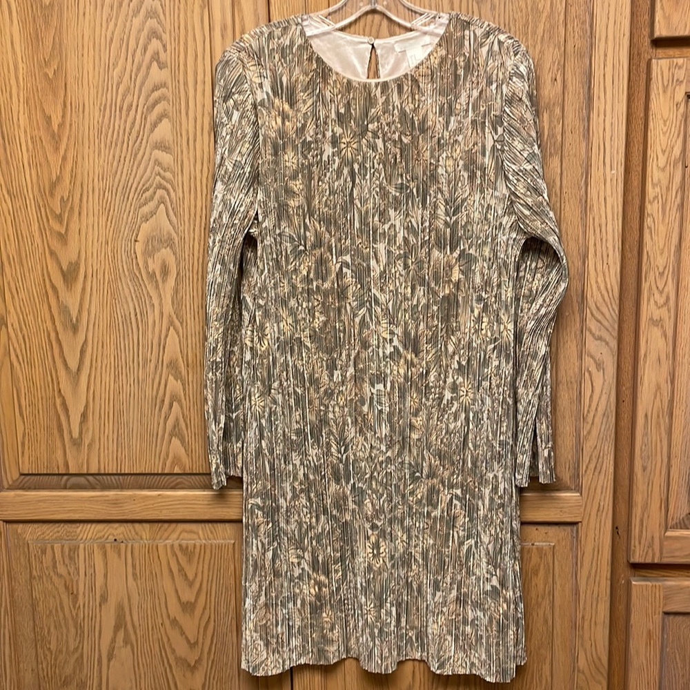 European H&M Long Sleeve Classy Dress.